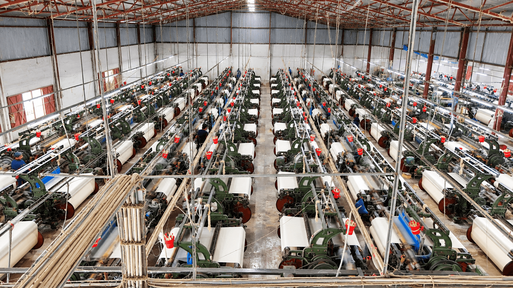Power loom weaving floor